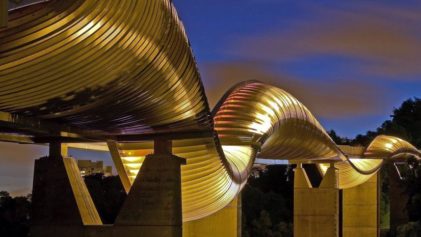 Experience the Magic – Erotic Singapore Night at Henderson Waves