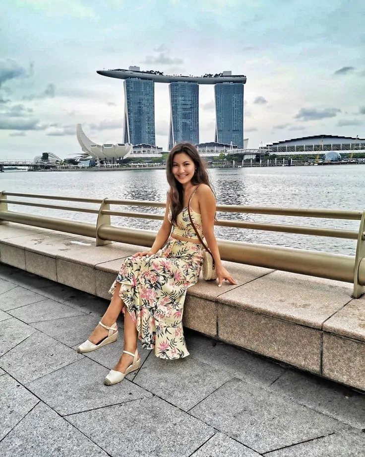 A Shared Fantasy of A Cum Soaked Singapore Night